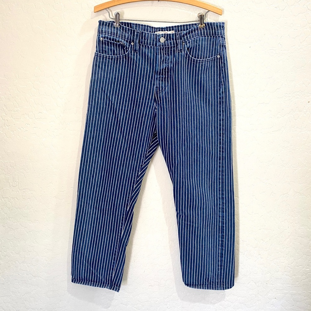 Levi’s Wedgie Straight Navy Blue White Striped Pants Women’s Size 31